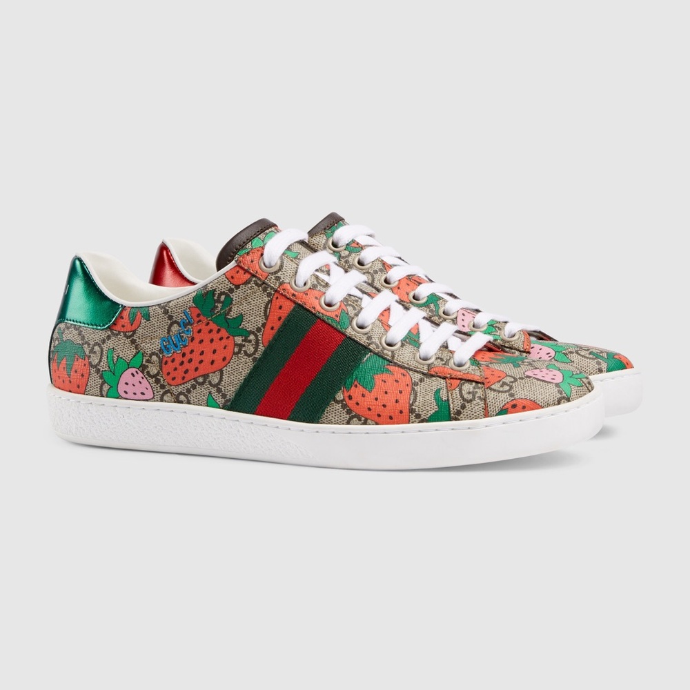 Gucci Mulitcolor GG Supreme Canvas Ace Strawberry Sneakers
